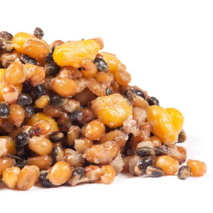 Зерновая смесь MINENKO Spod Mix Strawberry(1кг)